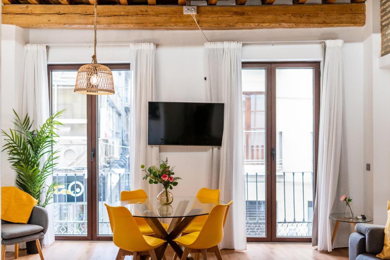 Wekey Homes Granada, Mesones Central Suites Kültér fotó