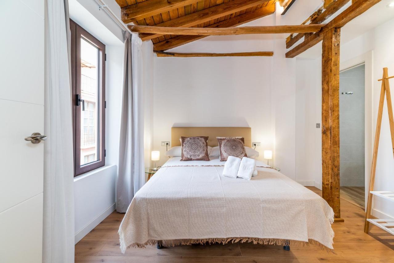 Wekey Homes Granada, Mesones Central Suites Kültér fotó