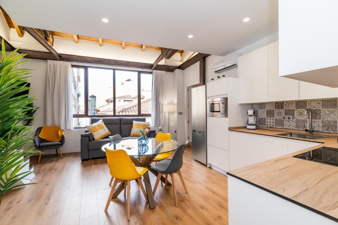 Wekey Homes Granada, Mesones Central Suites Kültér fotó