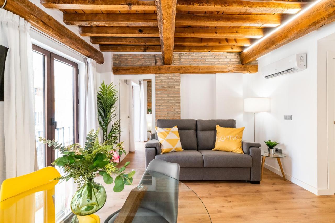 Wekey Homes Granada, Mesones Central Suites Kültér fotó
