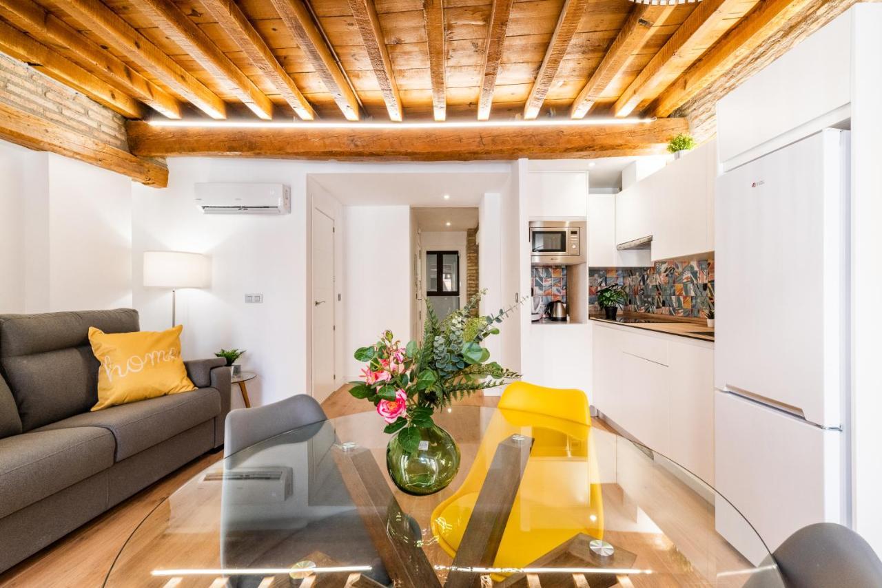 Wekey Homes Granada, Mesones Central Suites Kültér fotó