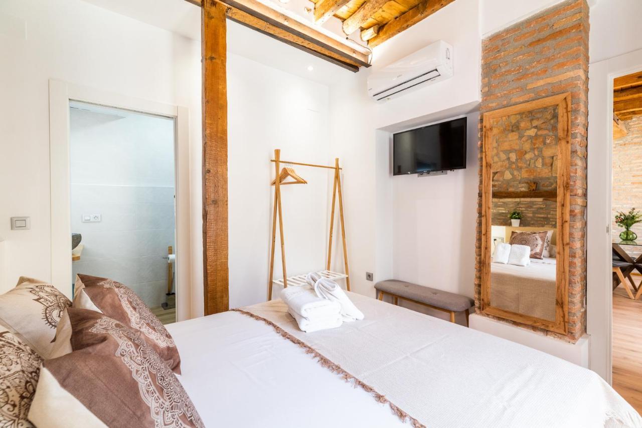 Wekey Homes Granada, Mesones Central Suites Kültér fotó
